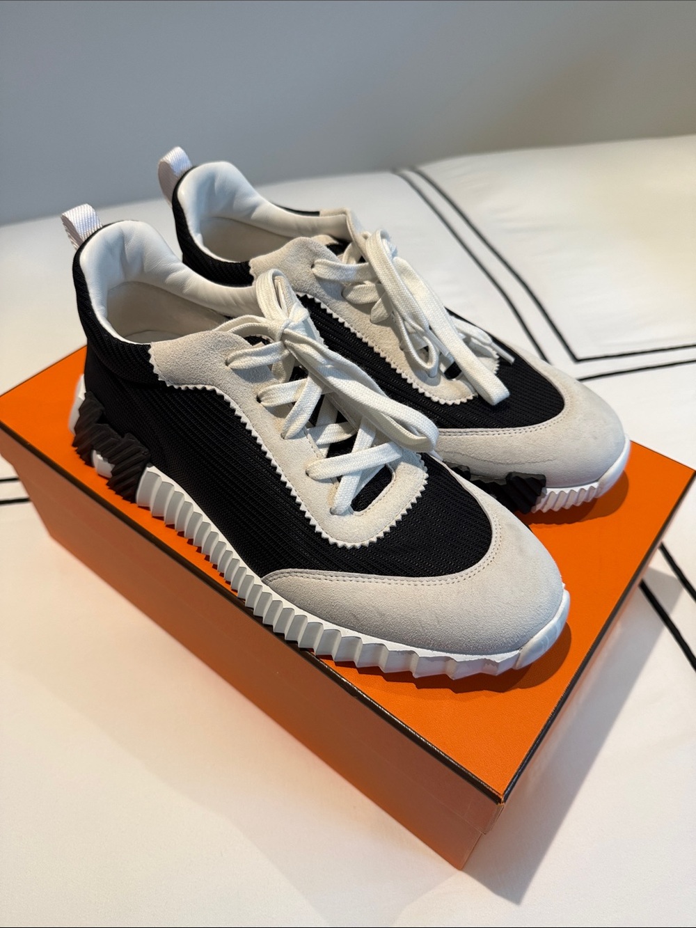 Hermes bouncing sneaker